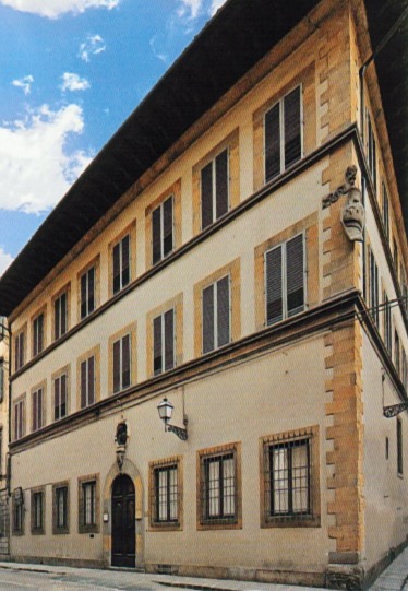 Front of Casa Buonarroti museum in Florence